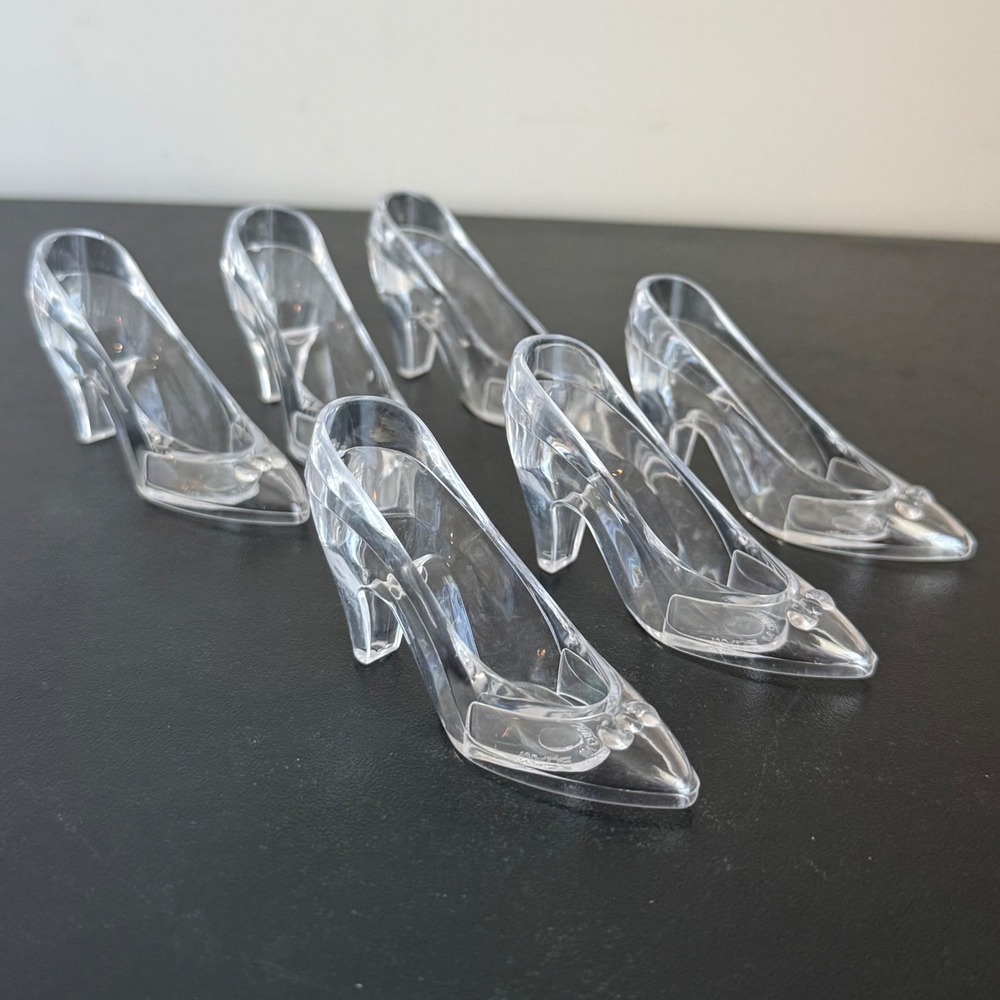 Miniature Slipper Favors Set of 6 Clear Plastic Cinderella Theme